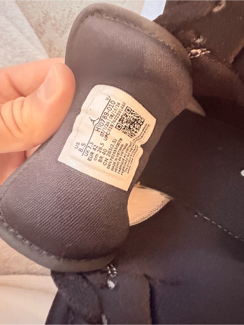 Nike Black White Silver Air Jordan 1 Mid Sneakers - Picture 6 of 11